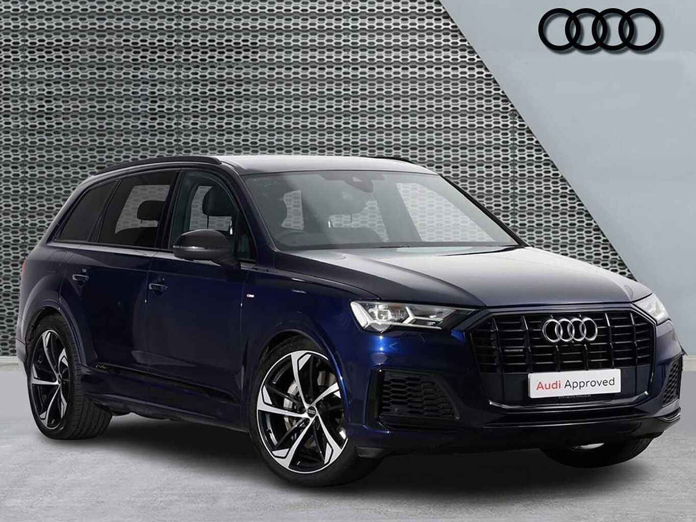 Main listing image - Audi Q7