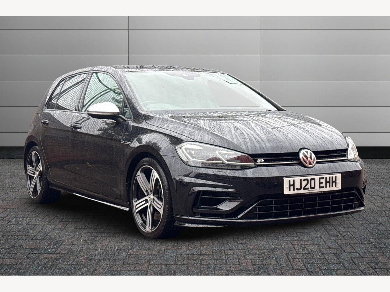 Main listing image - Volkswagen Golf R