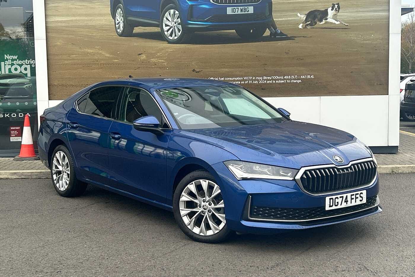 Main listing image - Skoda Superb