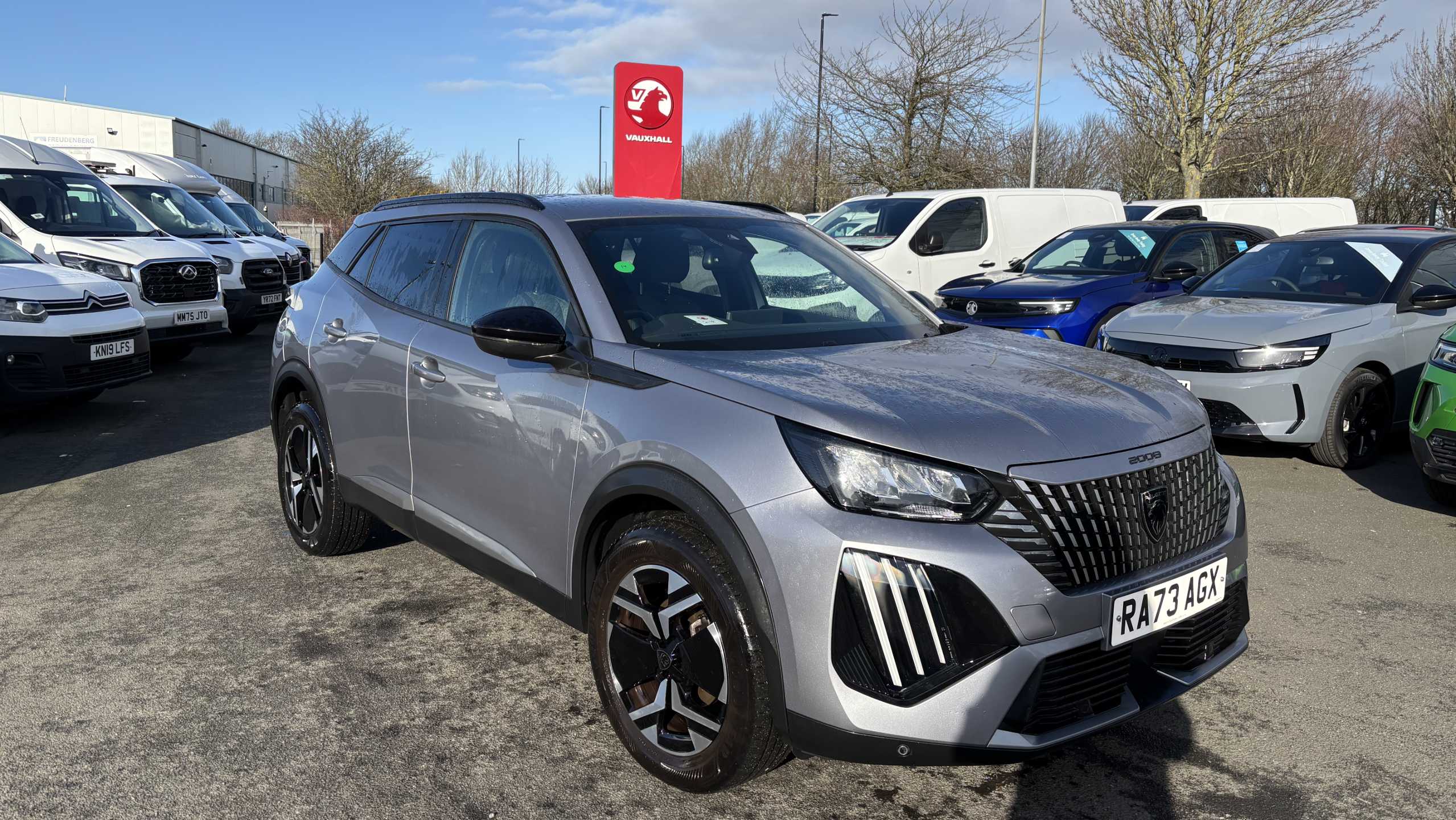 Main listing image - Peugeot 2008