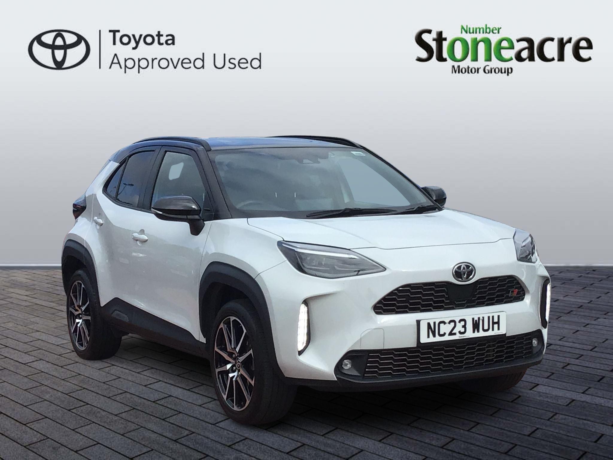 Main listing image - Toyota Yaris Cross