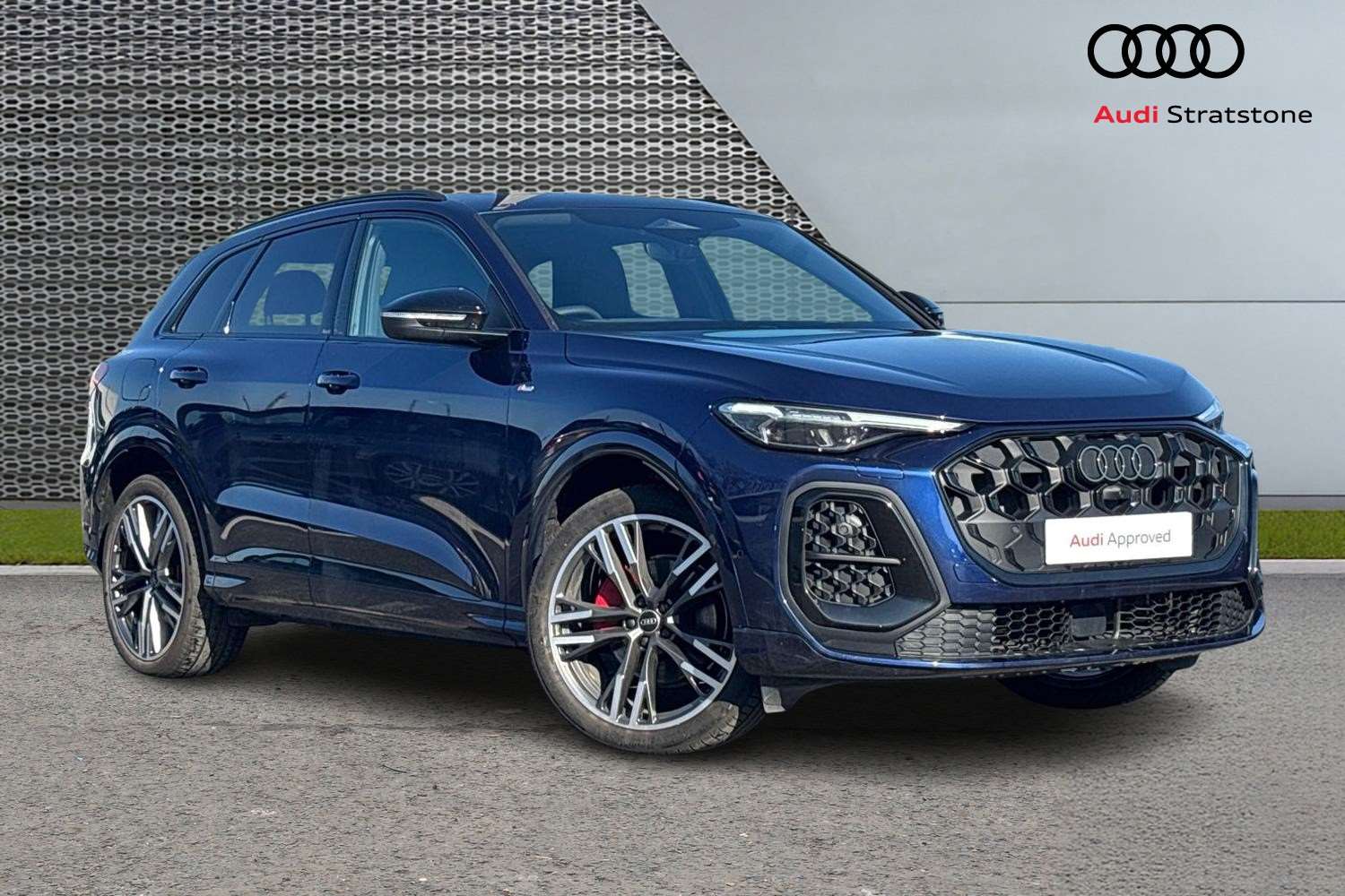 Main listing image - Audi Q5