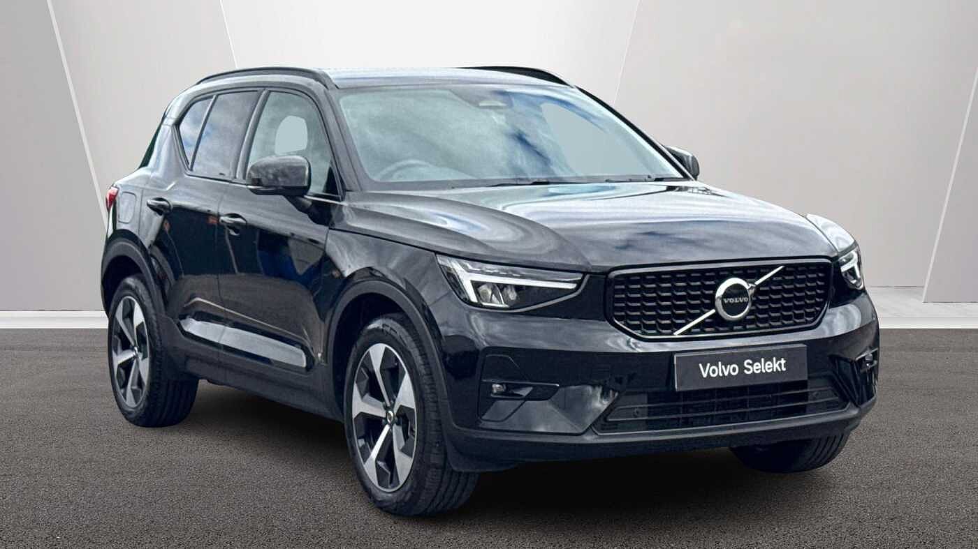 Main listing image - Volvo XC40