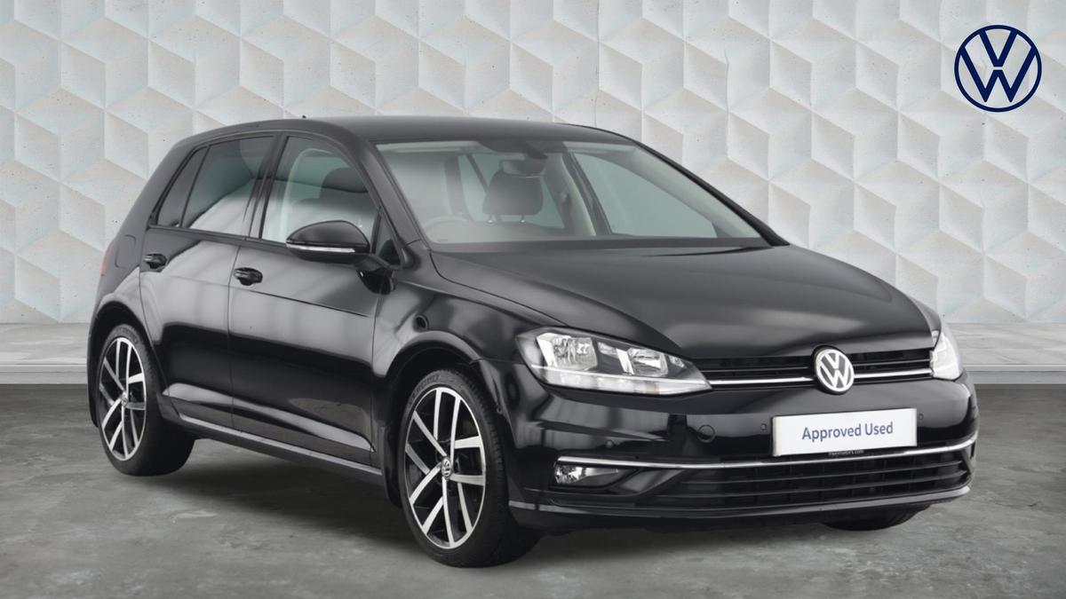 Main listing image - Volkswagen Golf