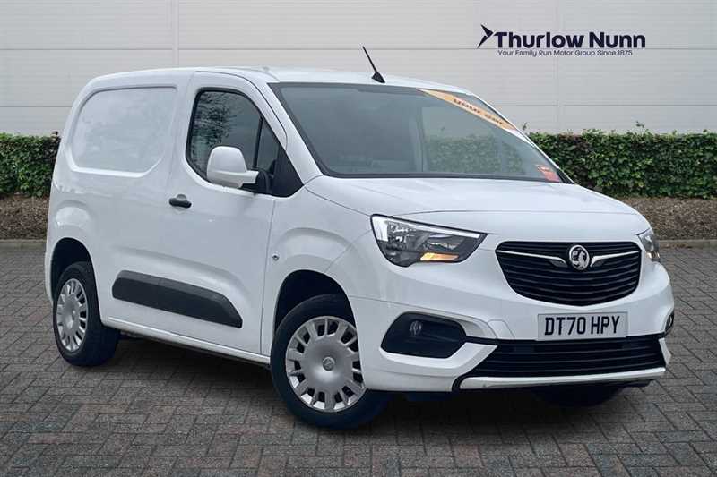 Main listing image - Vauxhall Combo Cargo