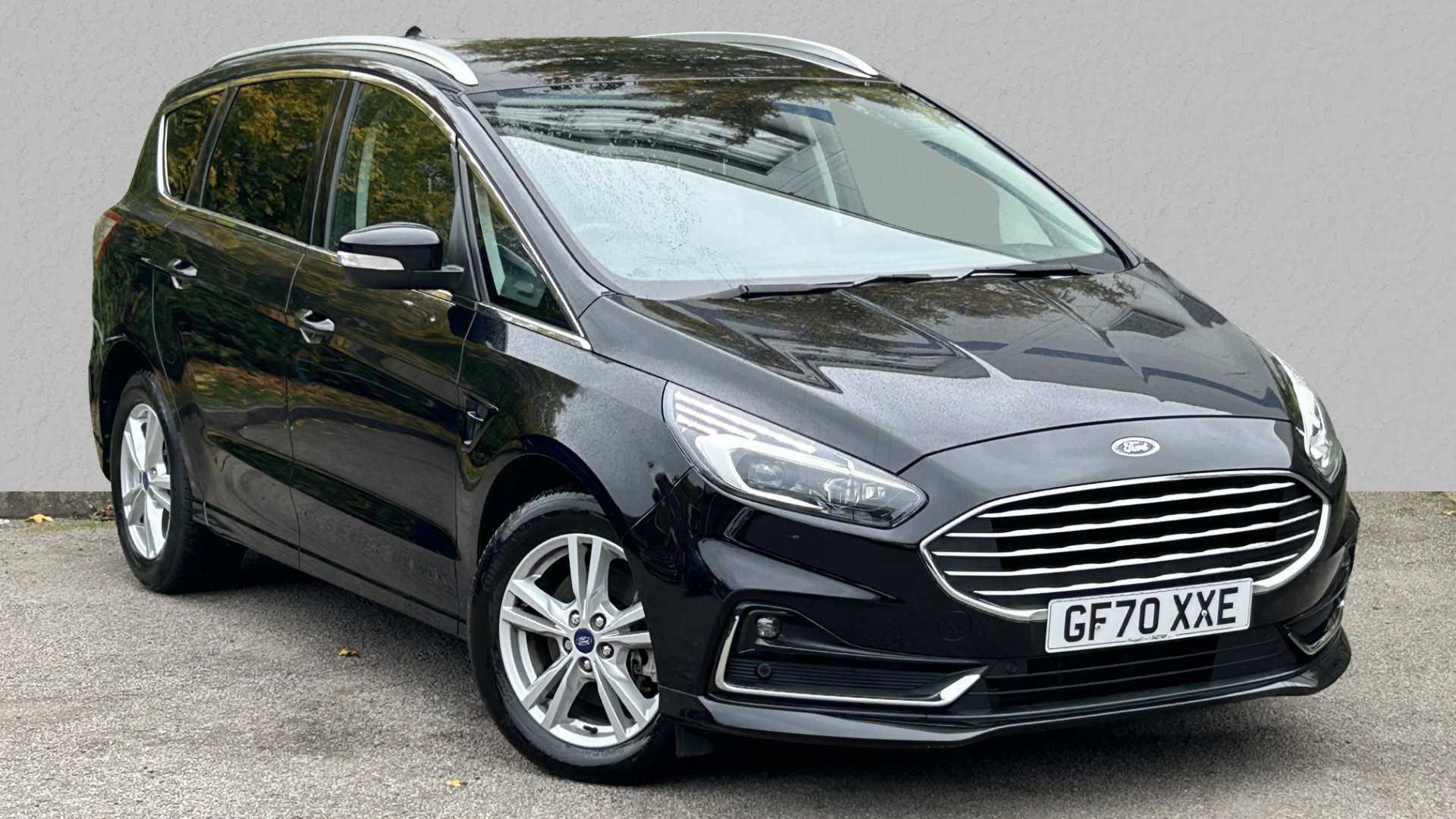 Main listing image - Ford S-MAX