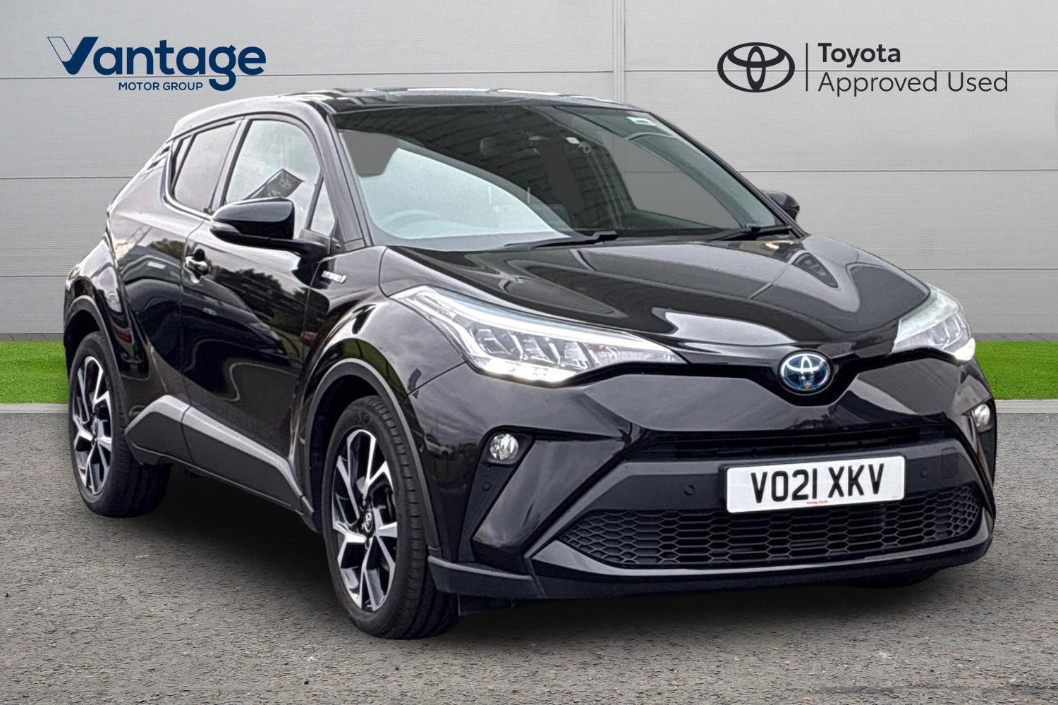 Main listing image - Toyota C-HR
