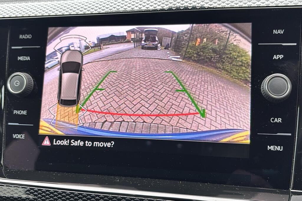 Main listing image - Volkswagen Taigo