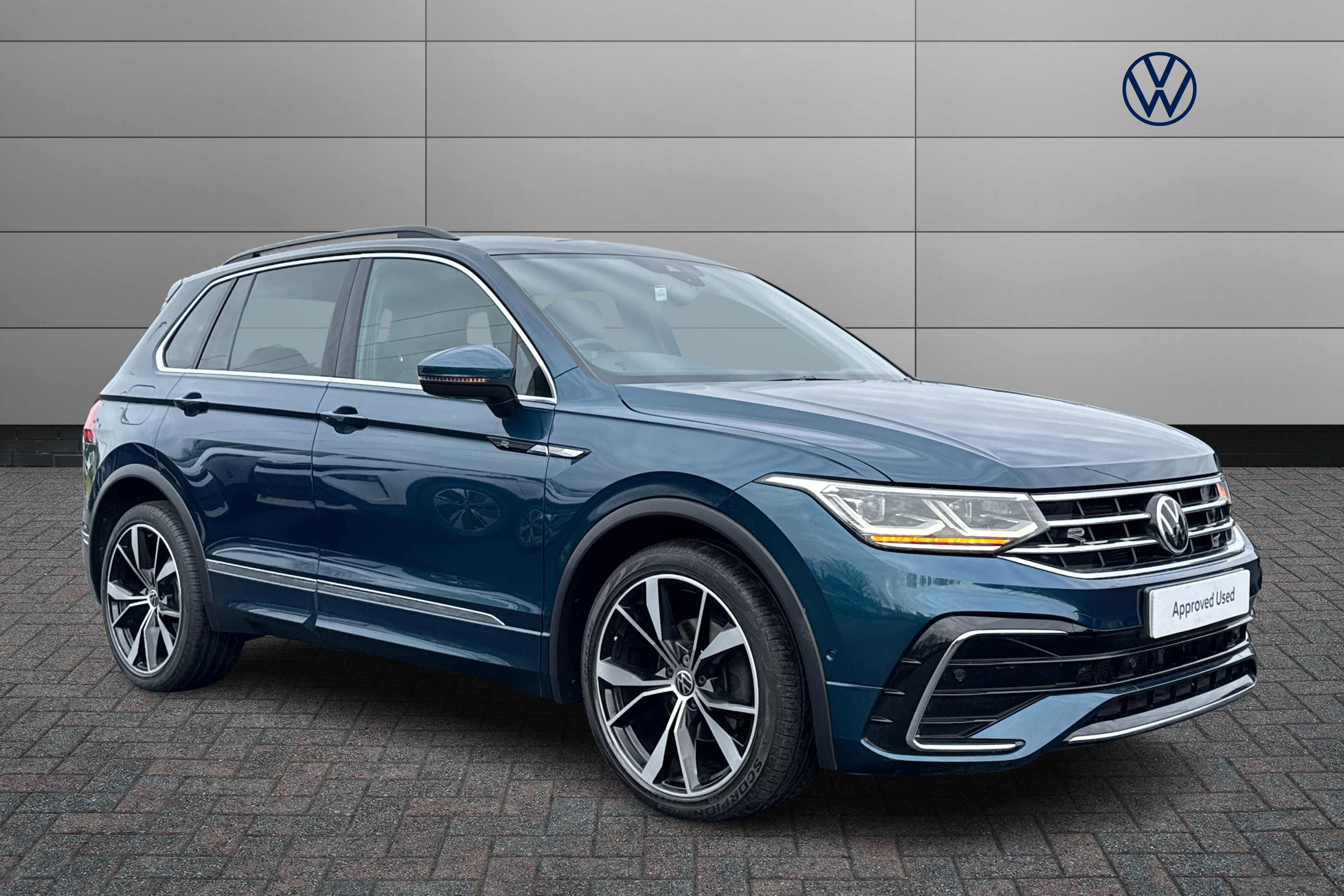 Main listing image - Volkswagen Tiguan