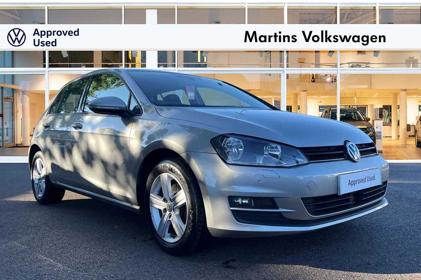 Main listing image - Volkswagen Golf