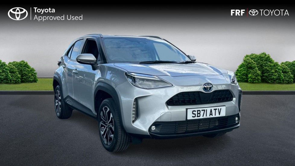 Main listing image - Toyota Yaris Cross