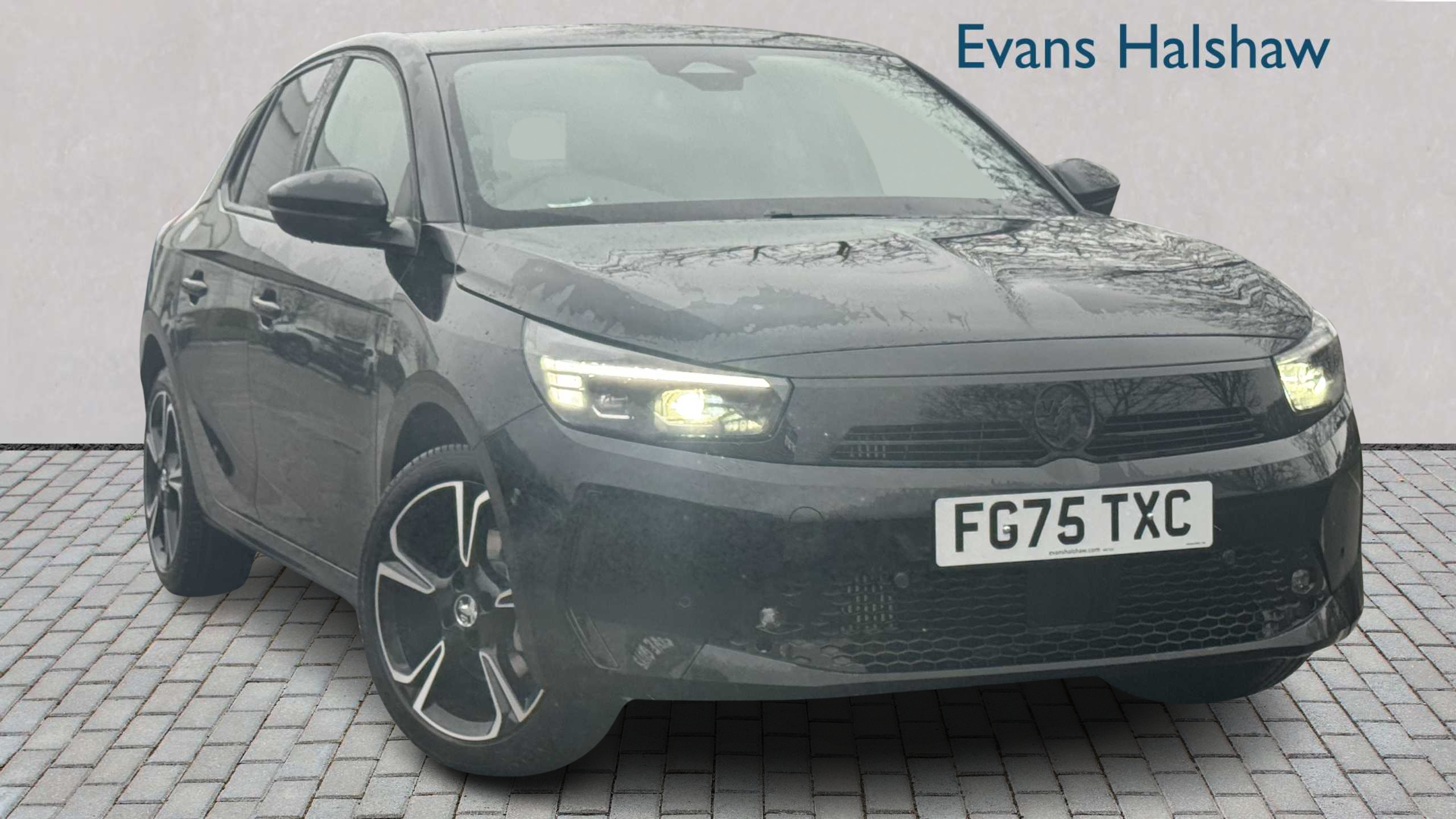 Main listing image - Vauxhall Corsa