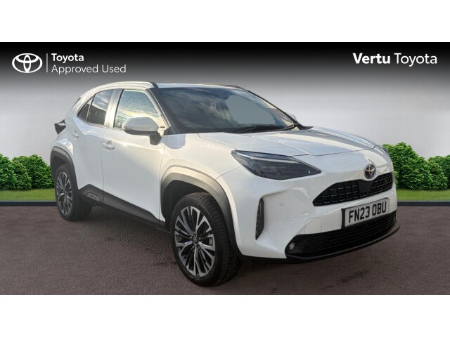 Main listing image - Toyota Yaris Cross