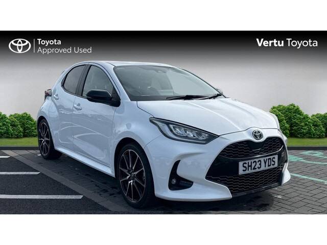 Main listing image - Toyota Yaris