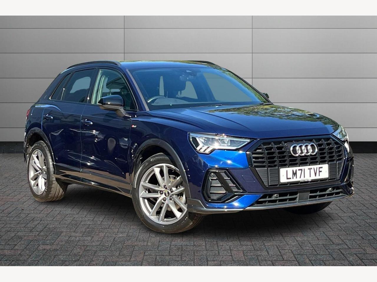 Main listing image - Audi Q3