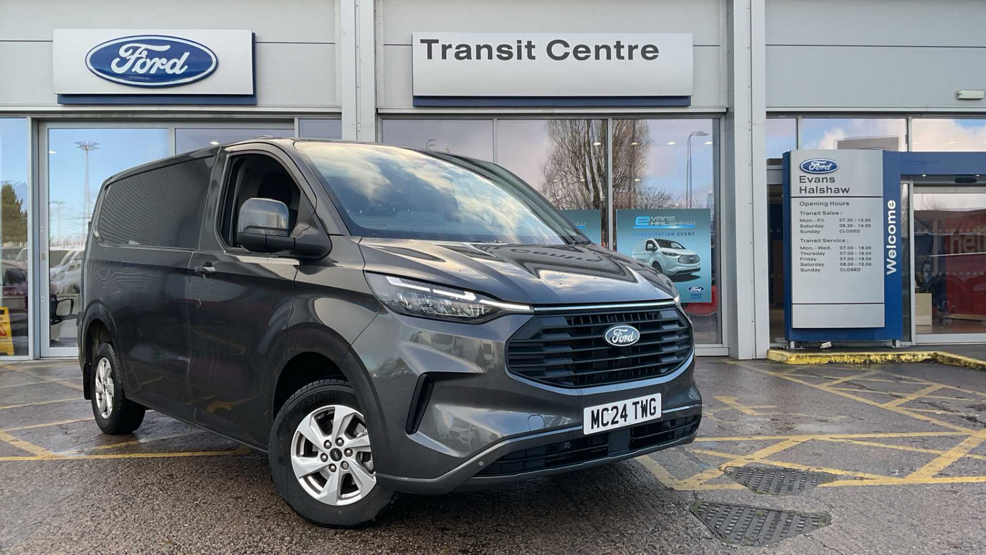 Main listing image - Ford Transit Custom