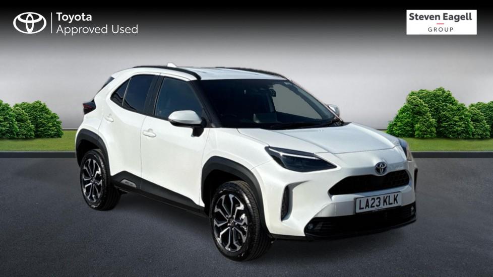 Main listing image - Toyota Yaris Cross