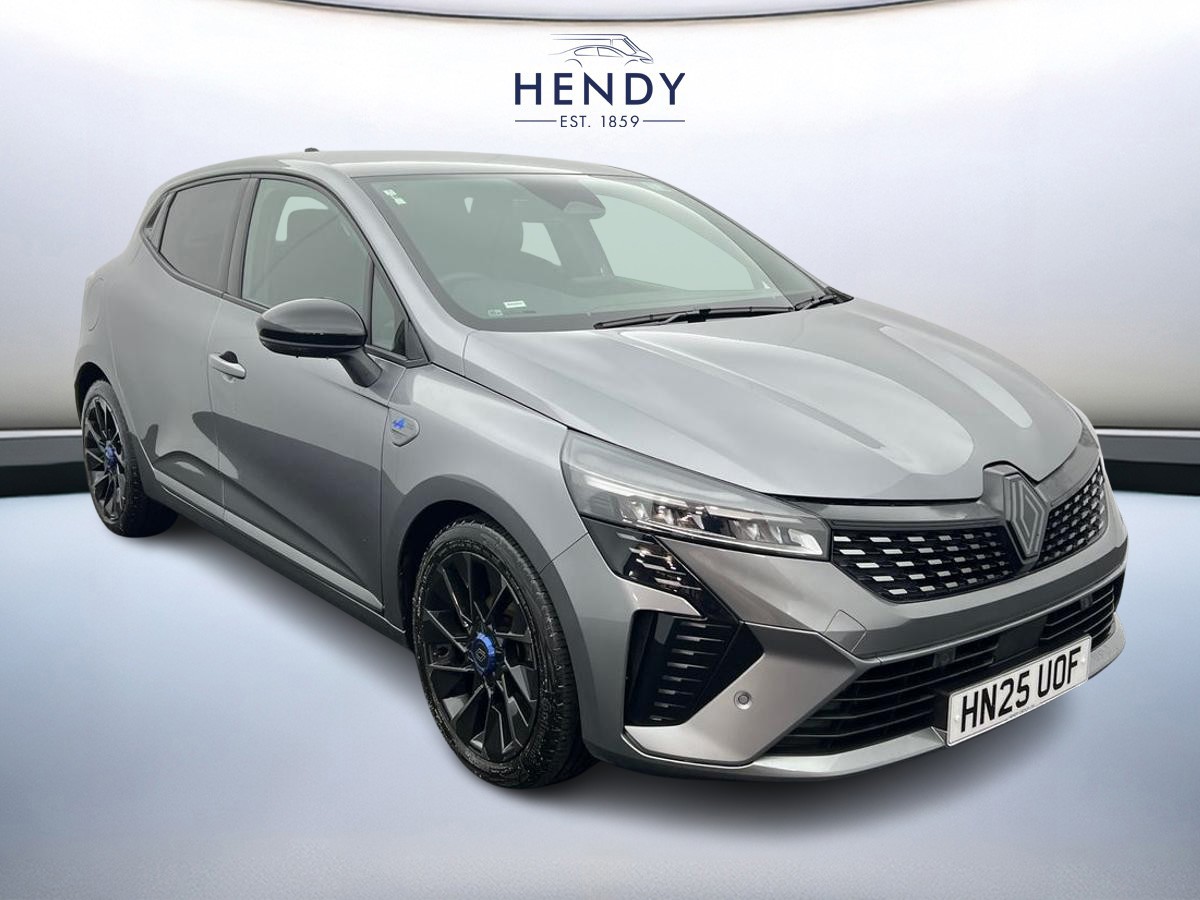 Main listing image - Renault Clio