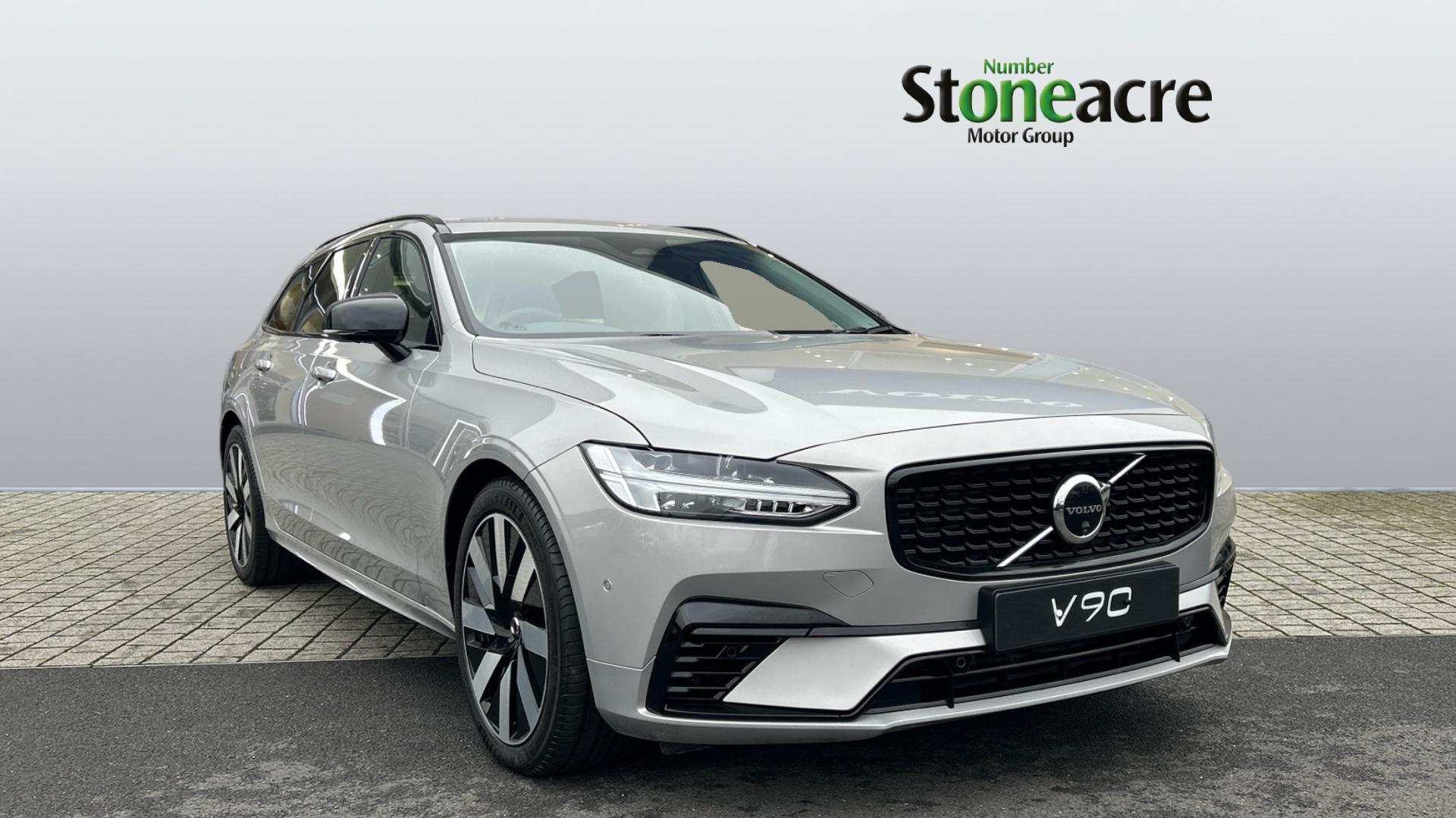 Main listing image - Volvo V90