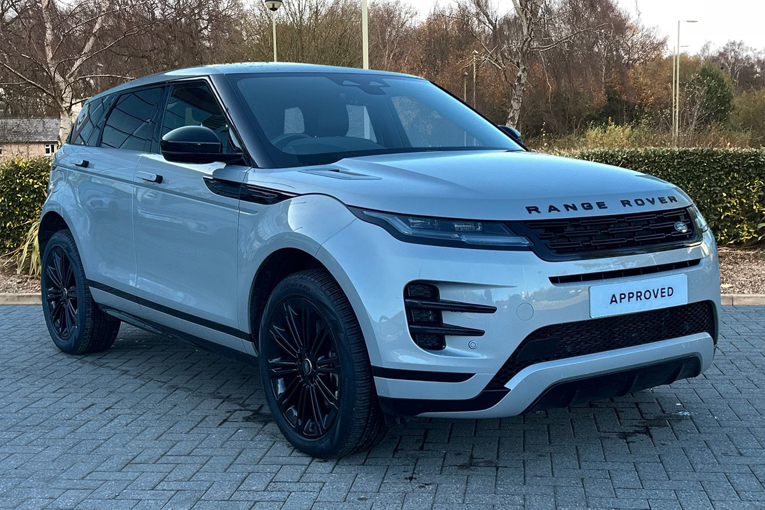 Main listing image - Land Rover Range Rover Evoque