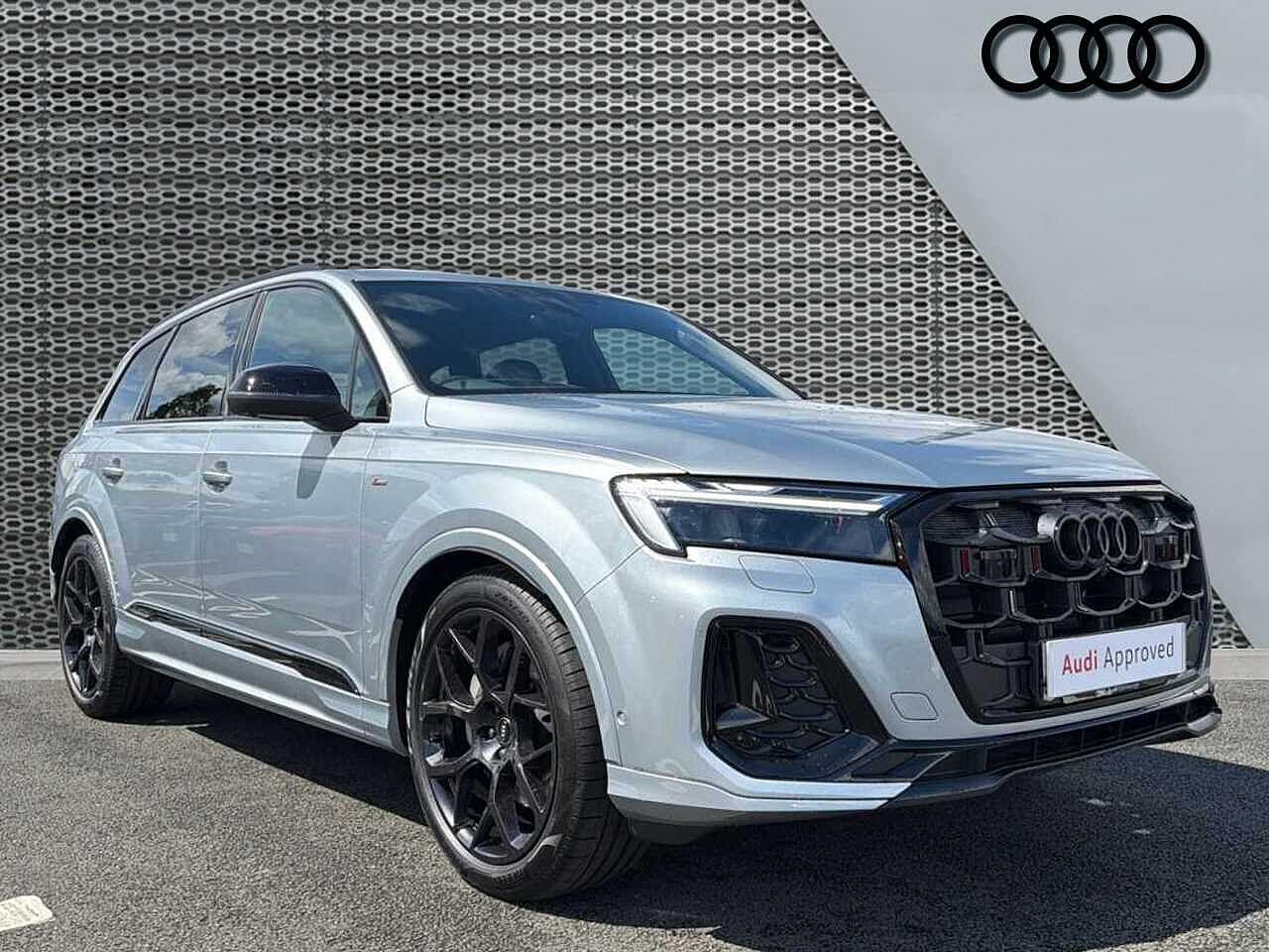 Main listing image - Audi Q7