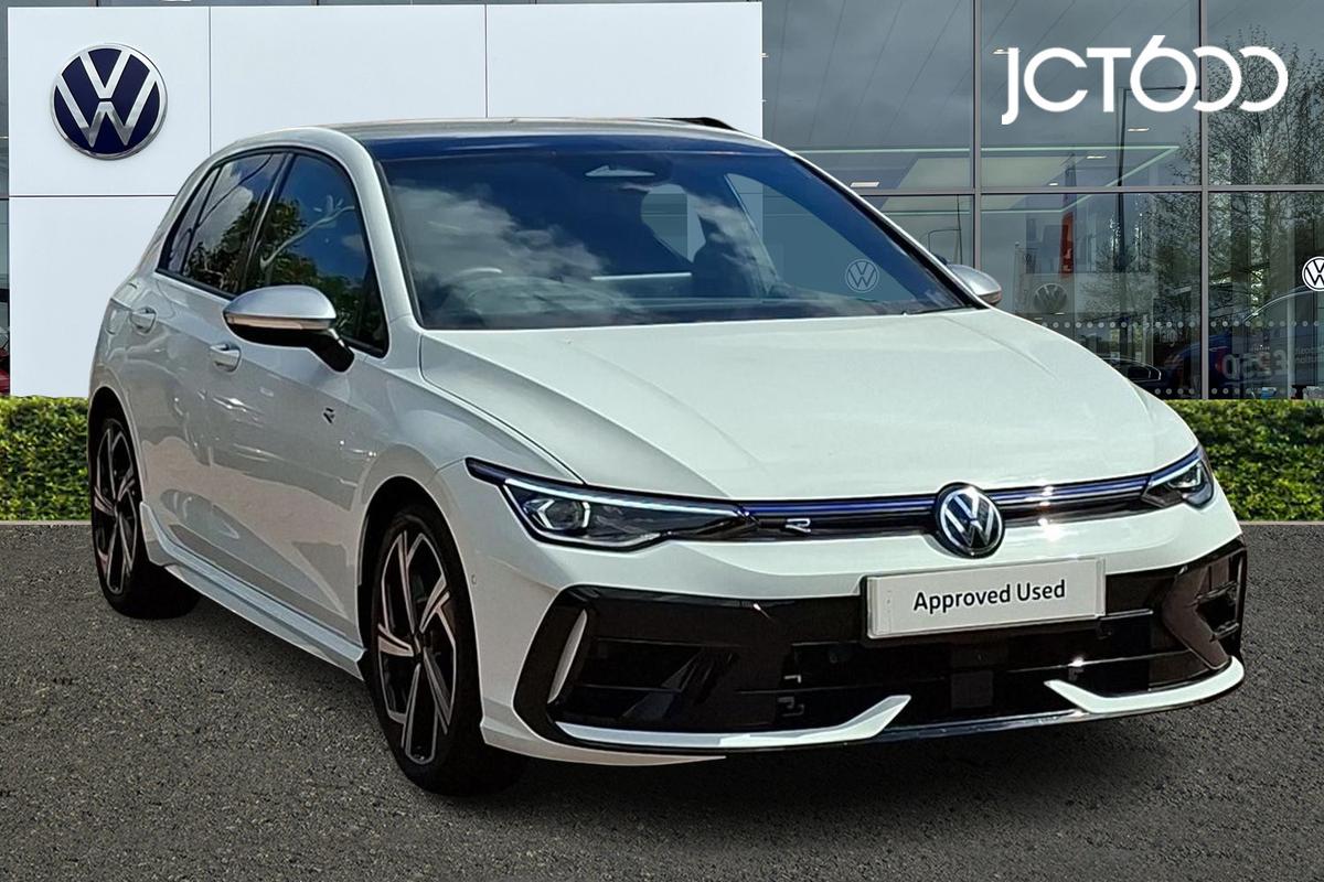 Main listing image - Volkswagen Golf
