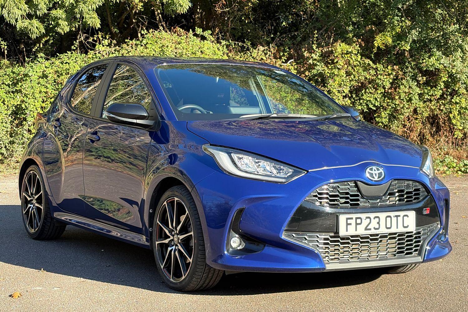 Main listing image - Toyota Yaris