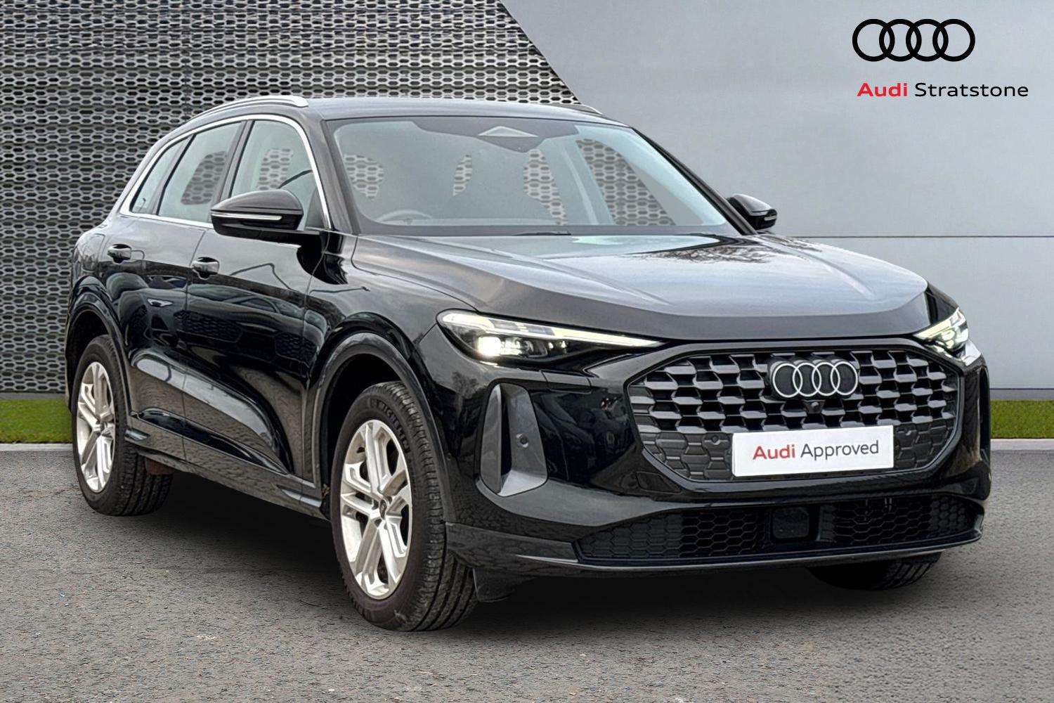 Main listing image - Audi Q5