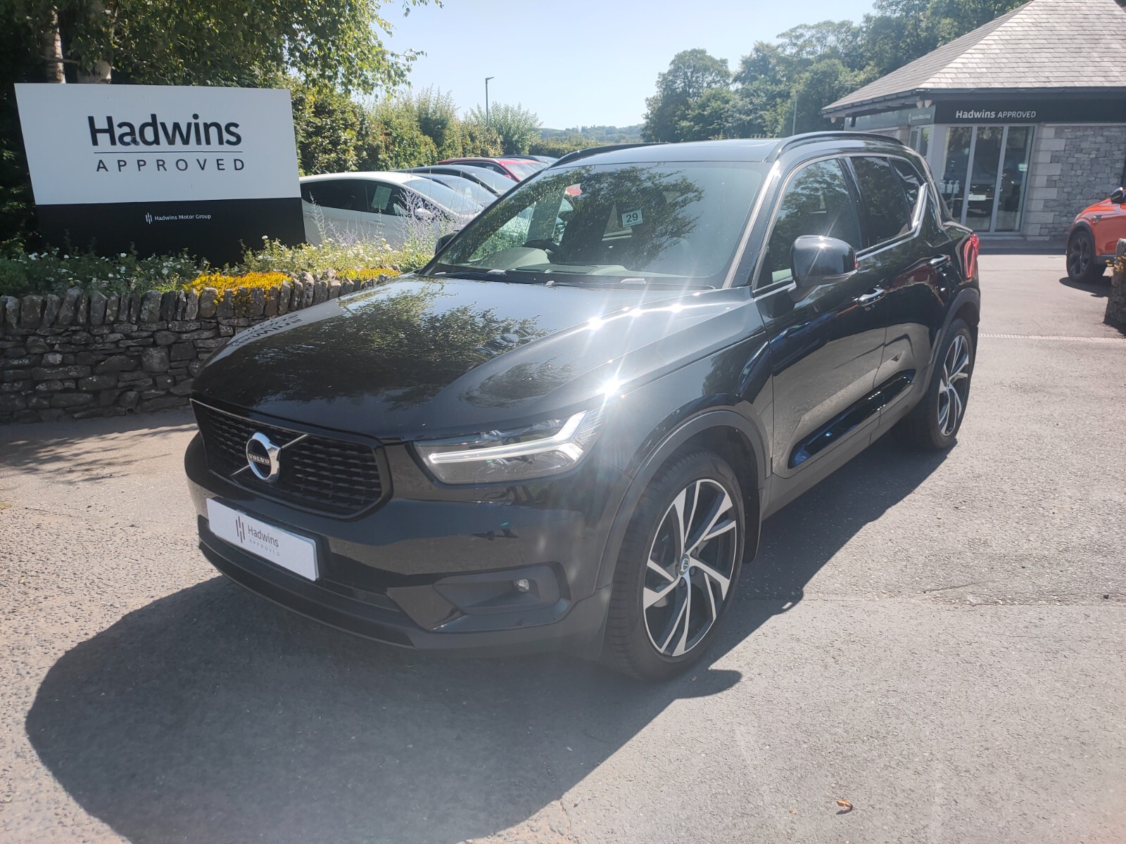 Main listing image - Volvo XC40