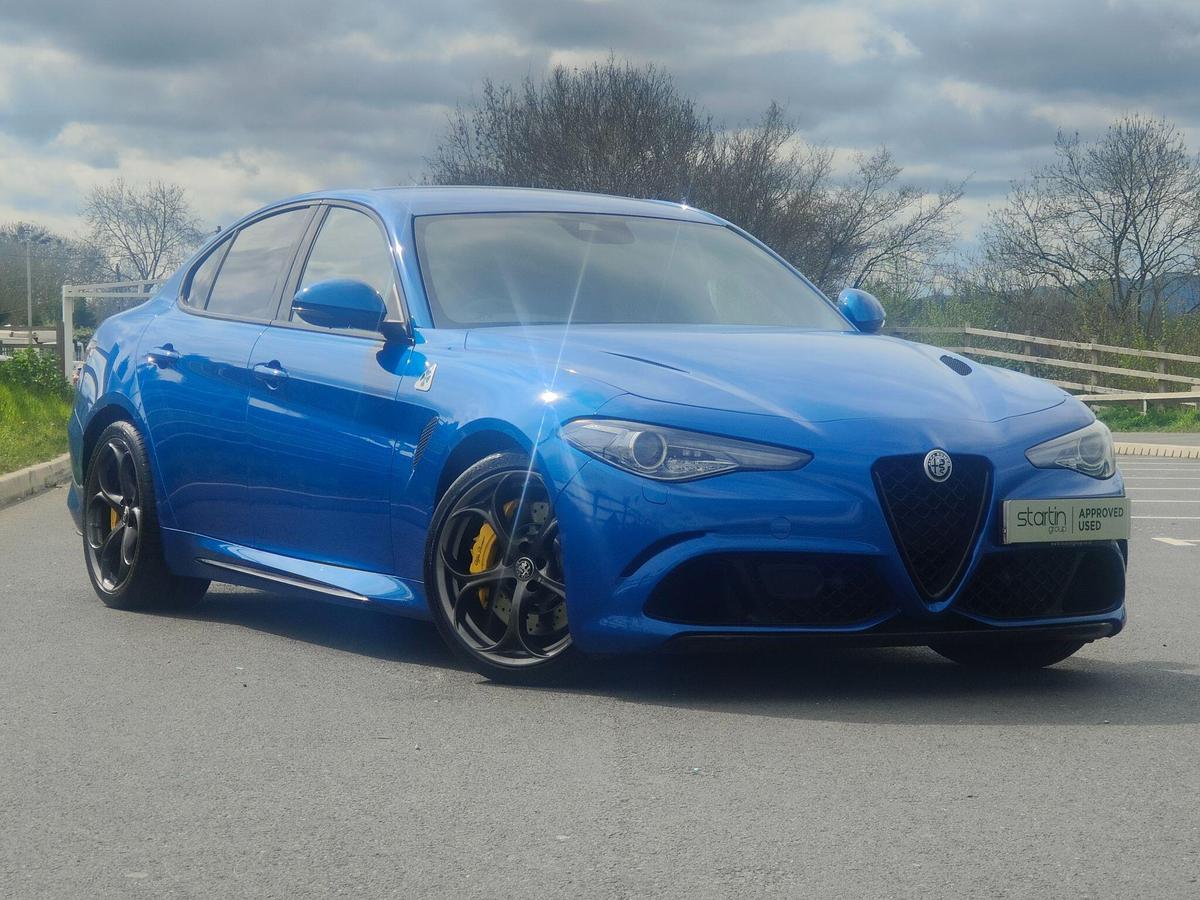 Main listing image - Alfa Romeo Giulia