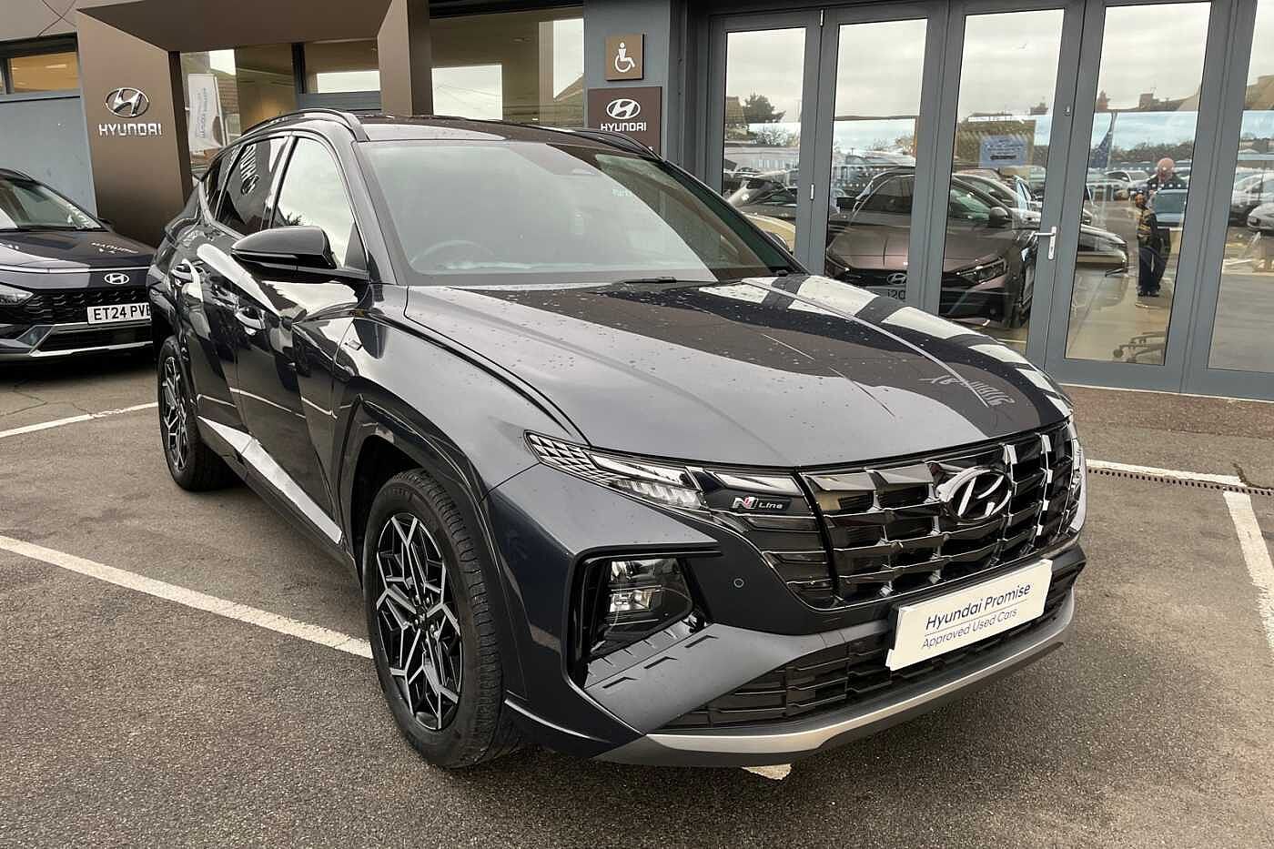 Main listing image - Hyundai Tucson