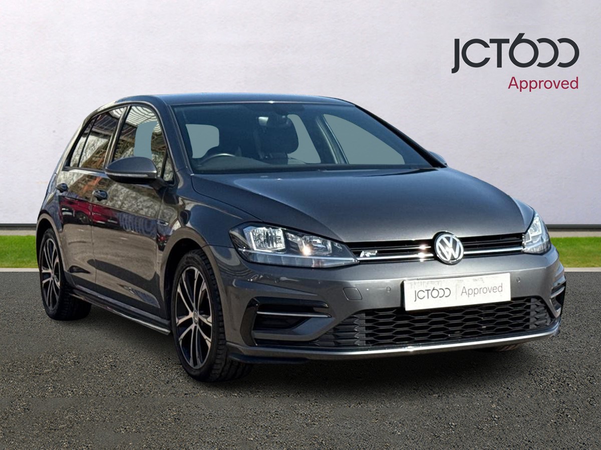 Main listing image - Volkswagen Golf