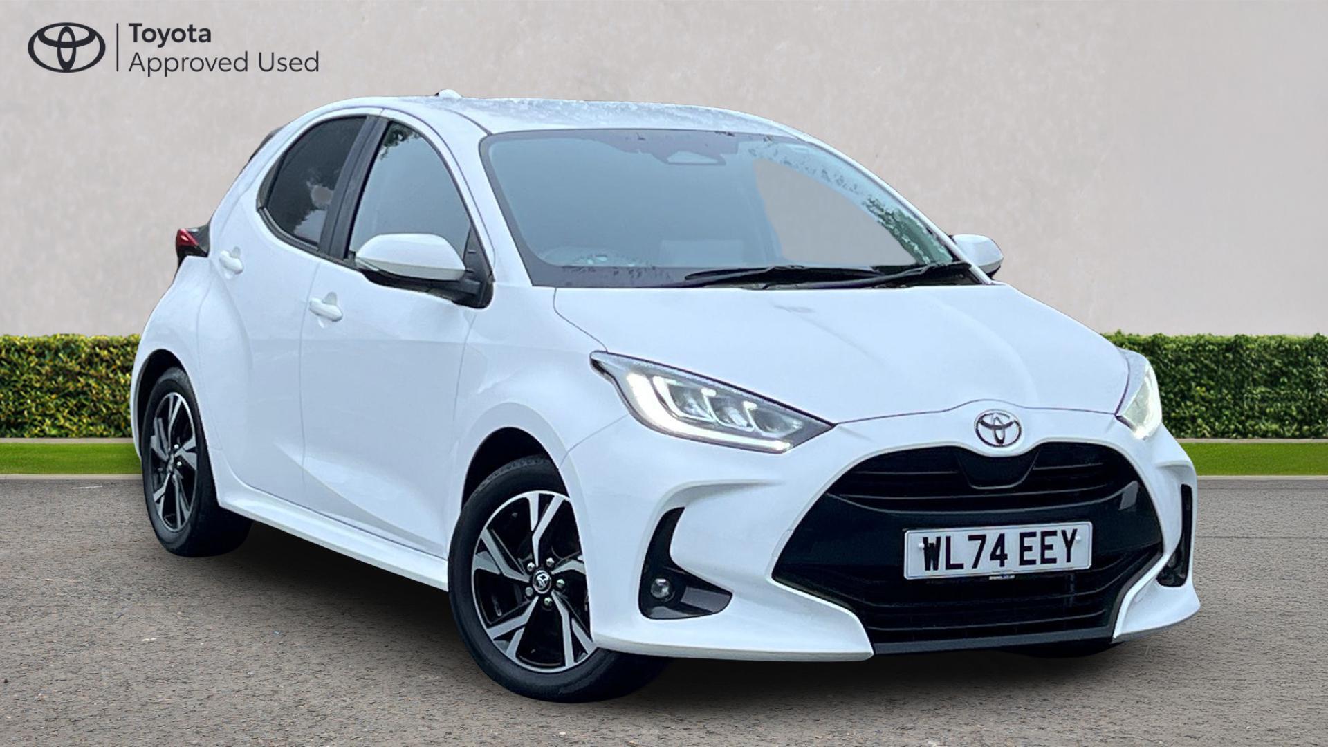 Main listing image - Toyota Yaris