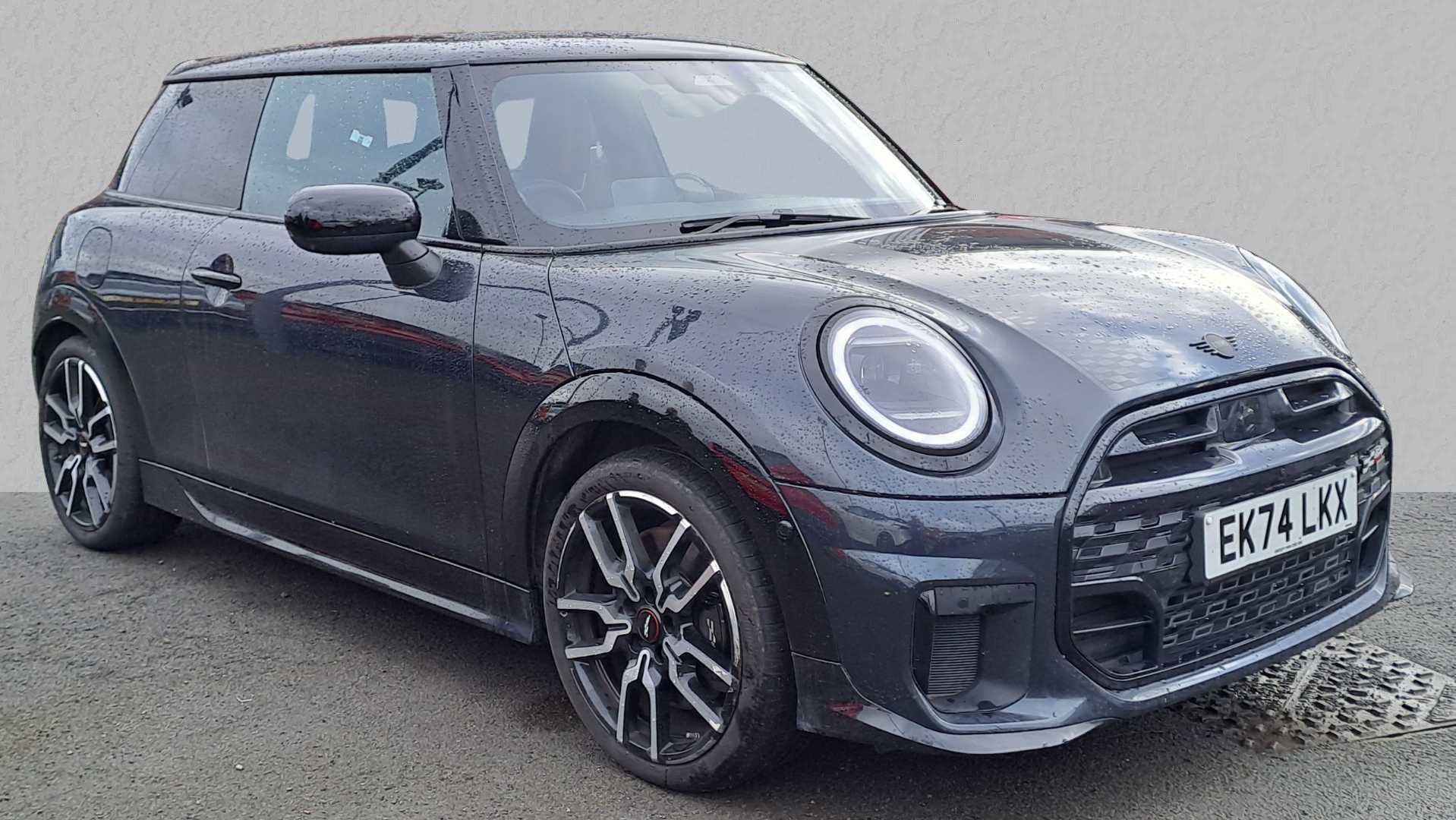 Main listing image - MINI Hatchback