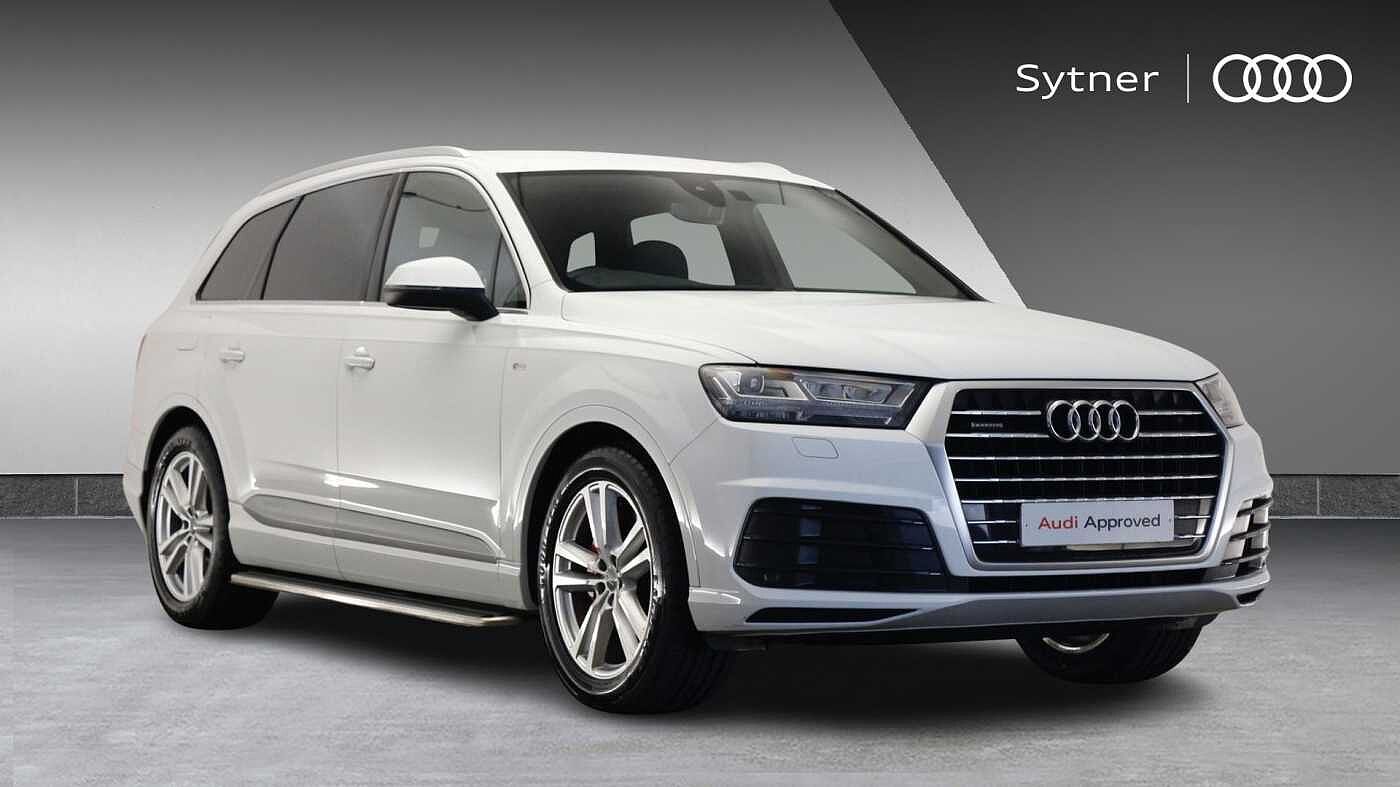 Main listing image - Audi Q7