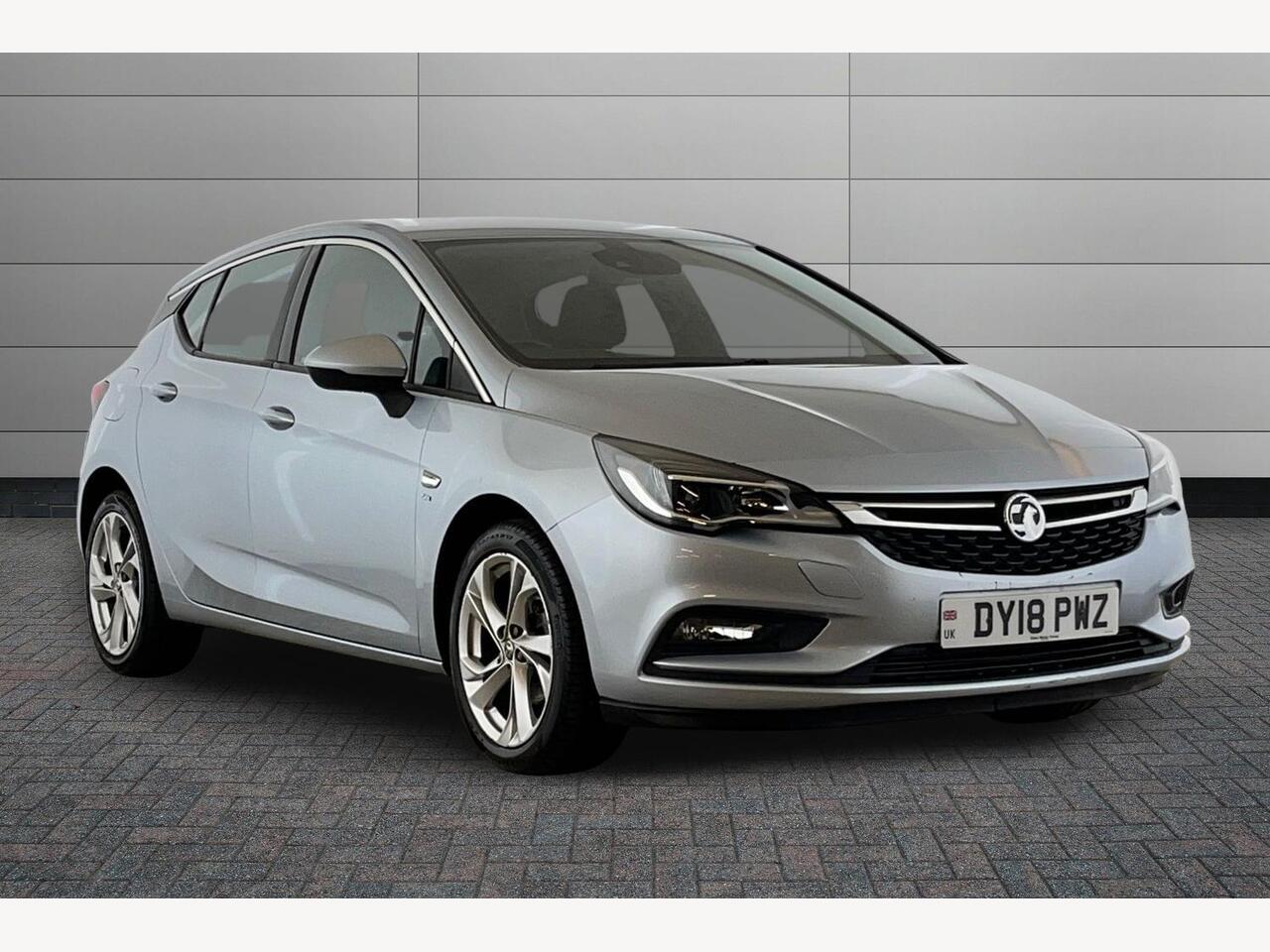 Main listing image - Vauxhall Astra