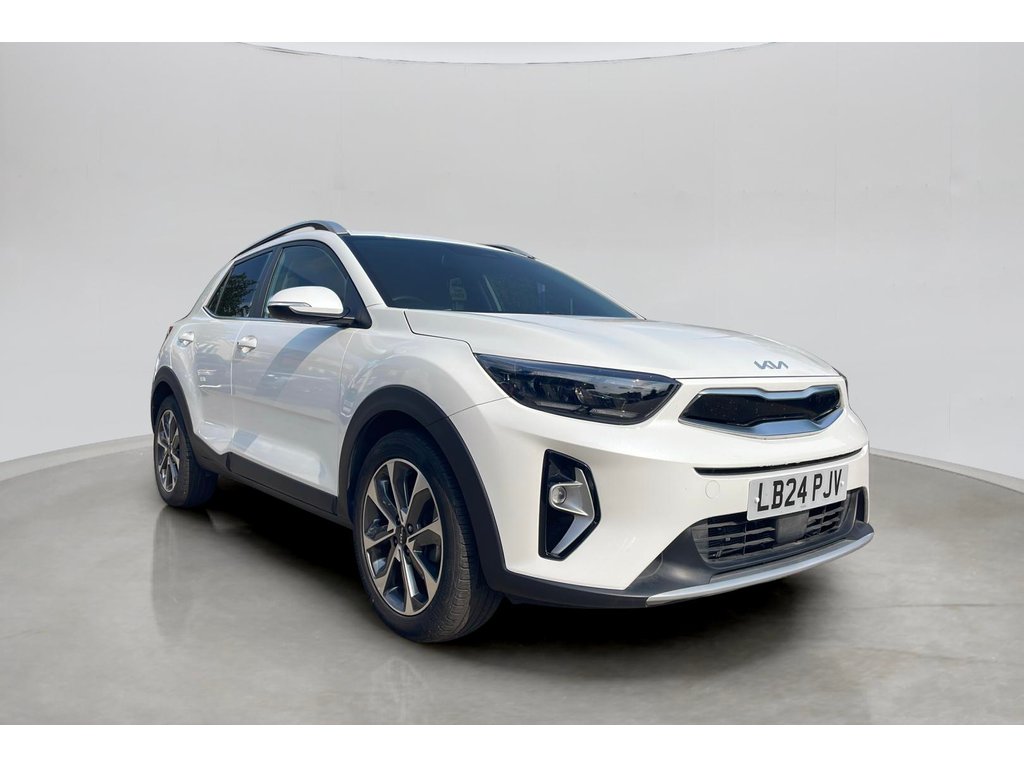 Main listing image - Kia Stonic