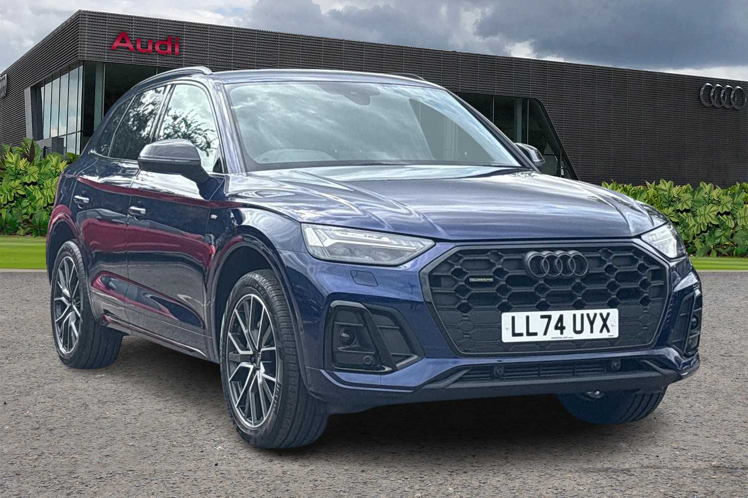 Main listing image - Audi Q5