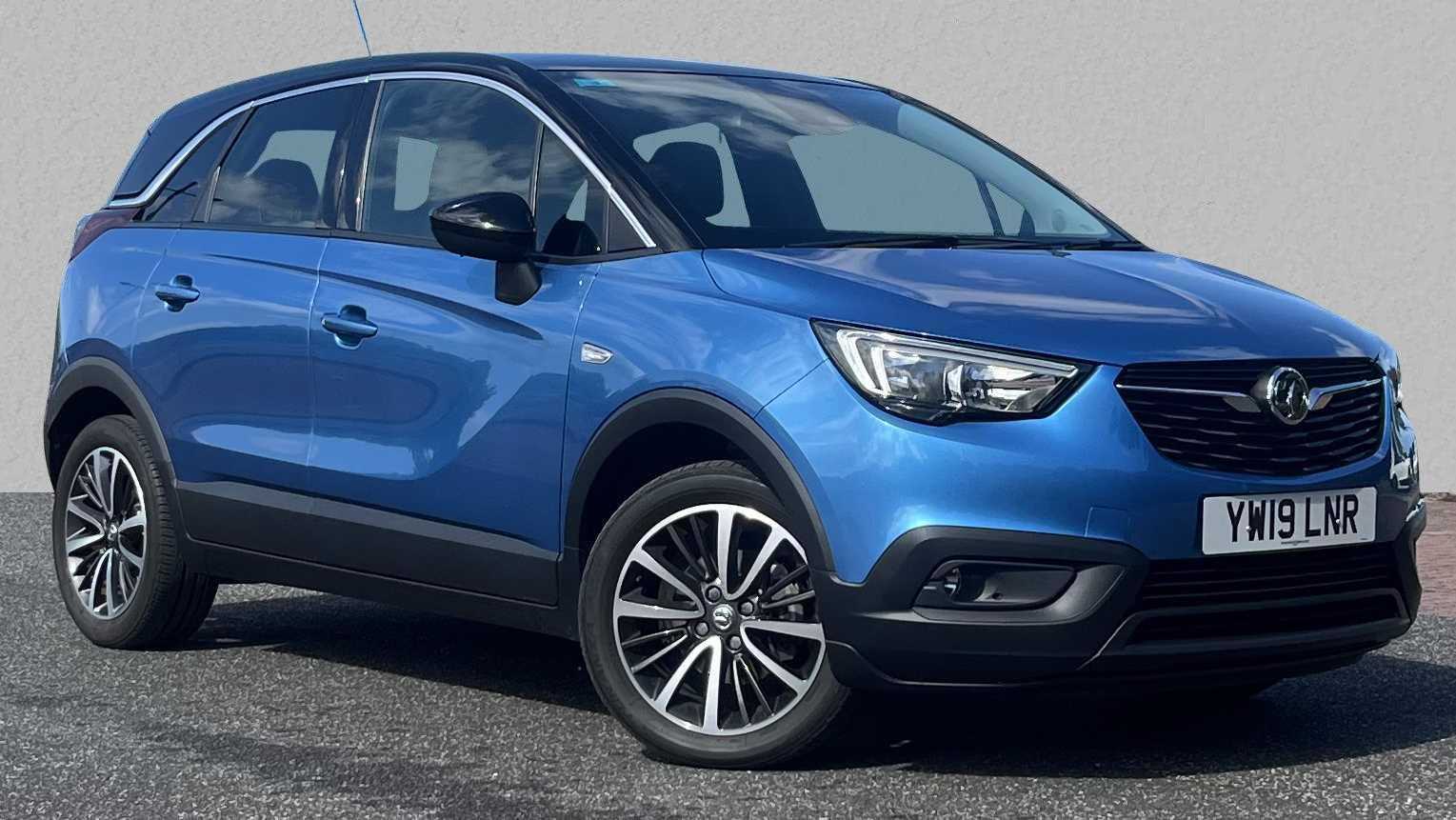 Main listing image - Vauxhall Crossland X