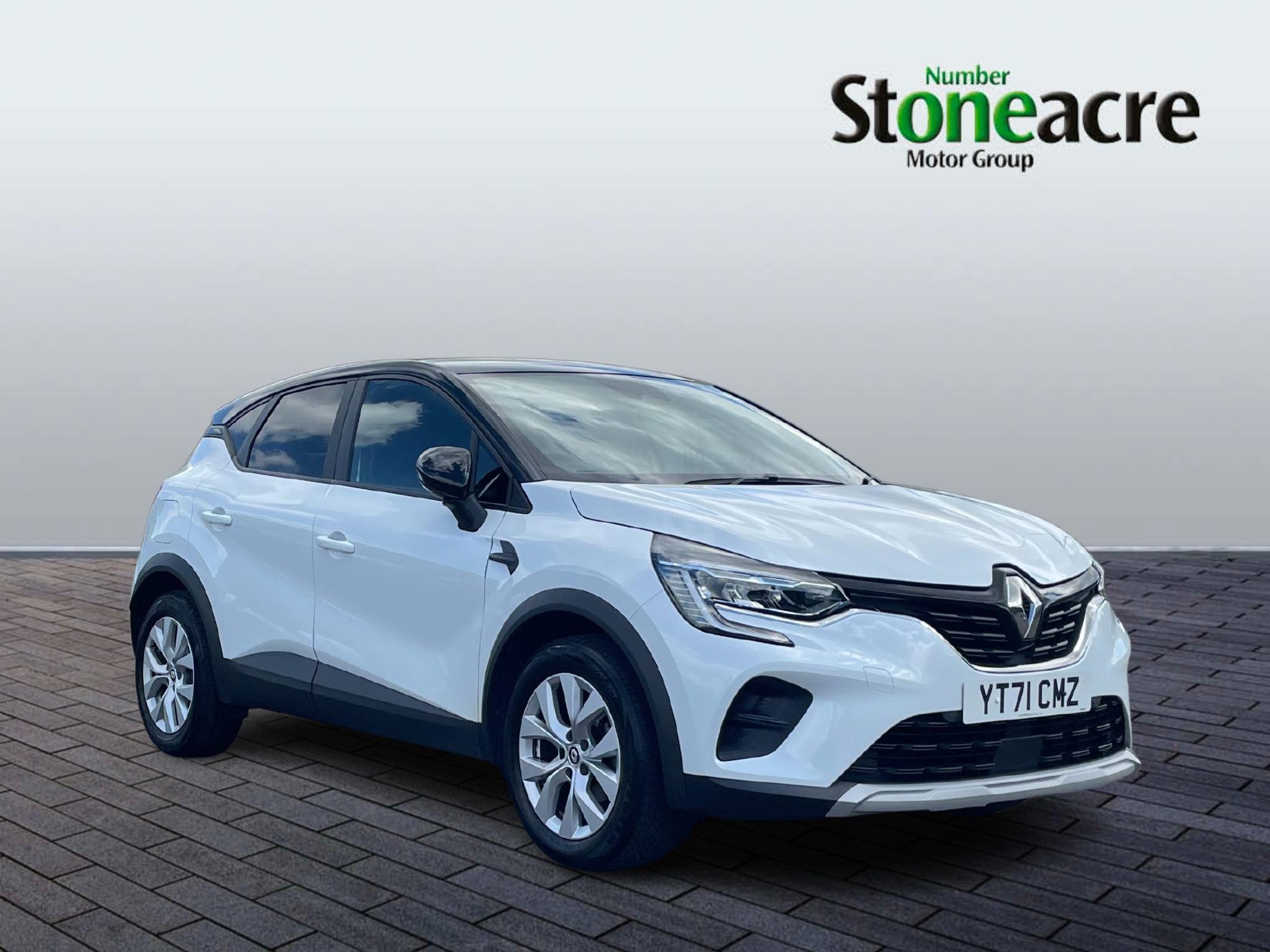 Main listing image - Renault Captur