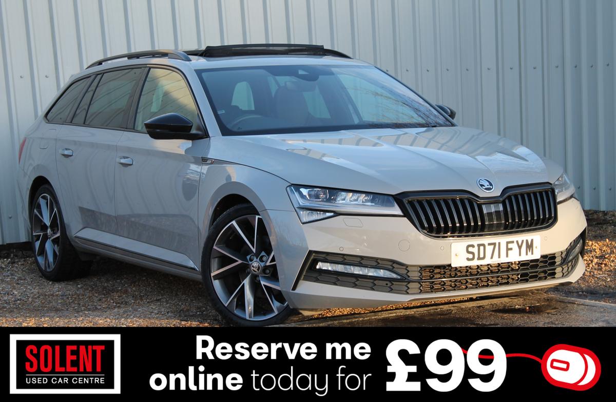 Main listing image - Skoda Superb Estate