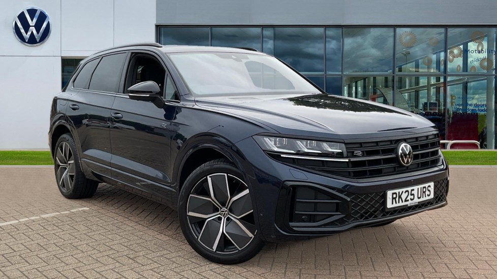 Main listing image - Volkswagen Touareg