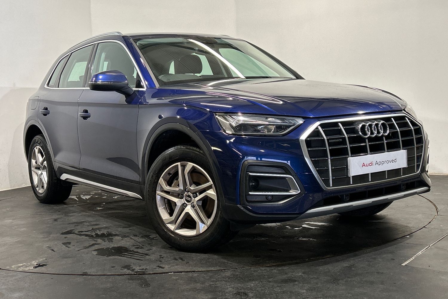 Main listing image - Audi Q5