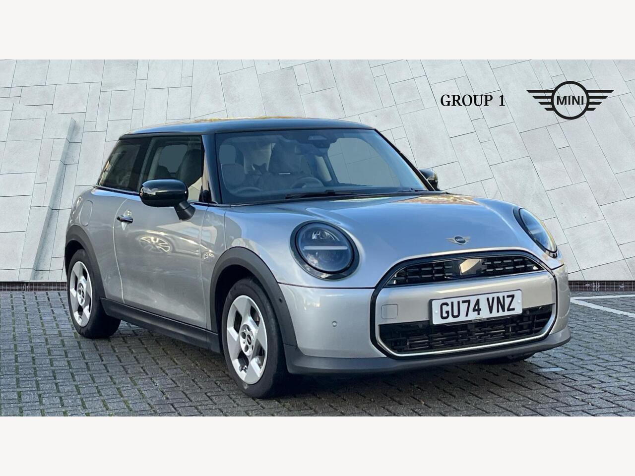 Main listing image - MINI Hatchback