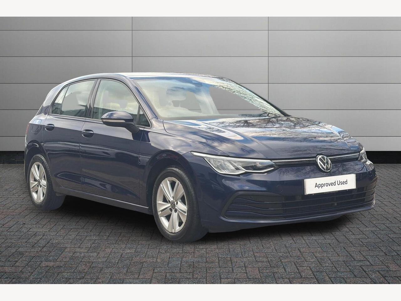 Main listing image - Volkswagen Golf