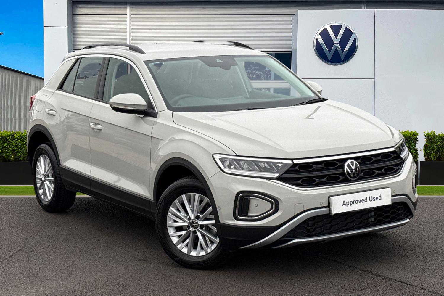 Main listing image - Volkswagen T-Roc