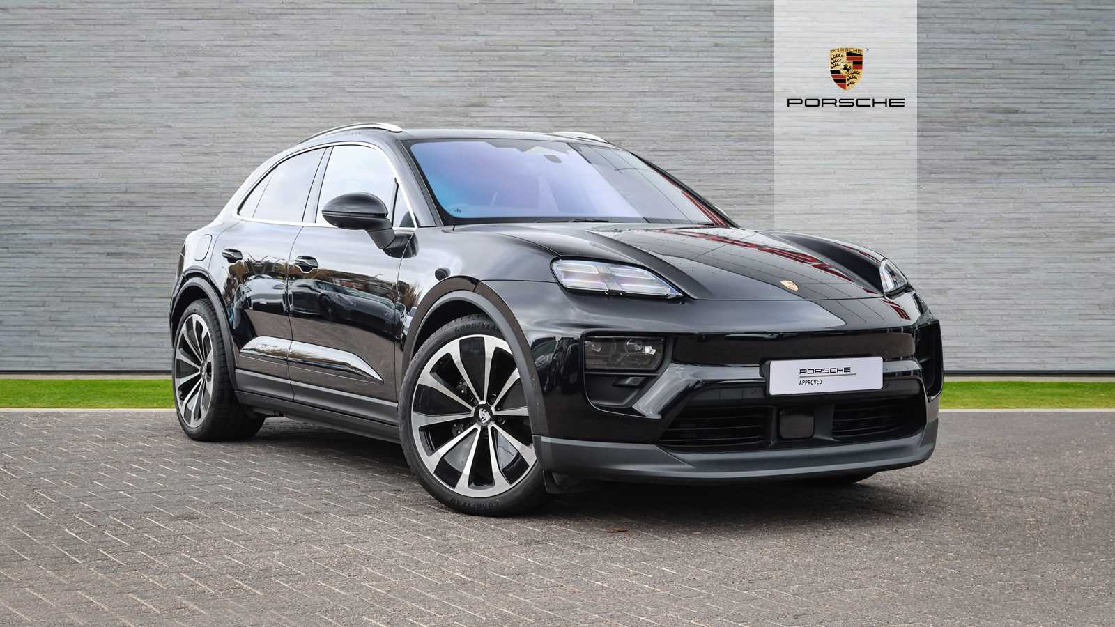 Main listing image - Porsche Macan