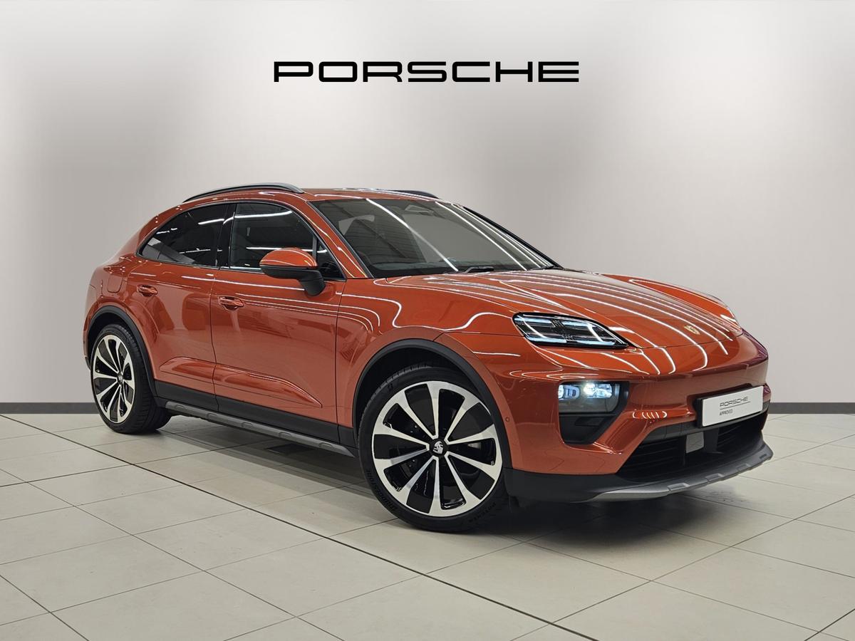 Main listing image - Porsche Macan