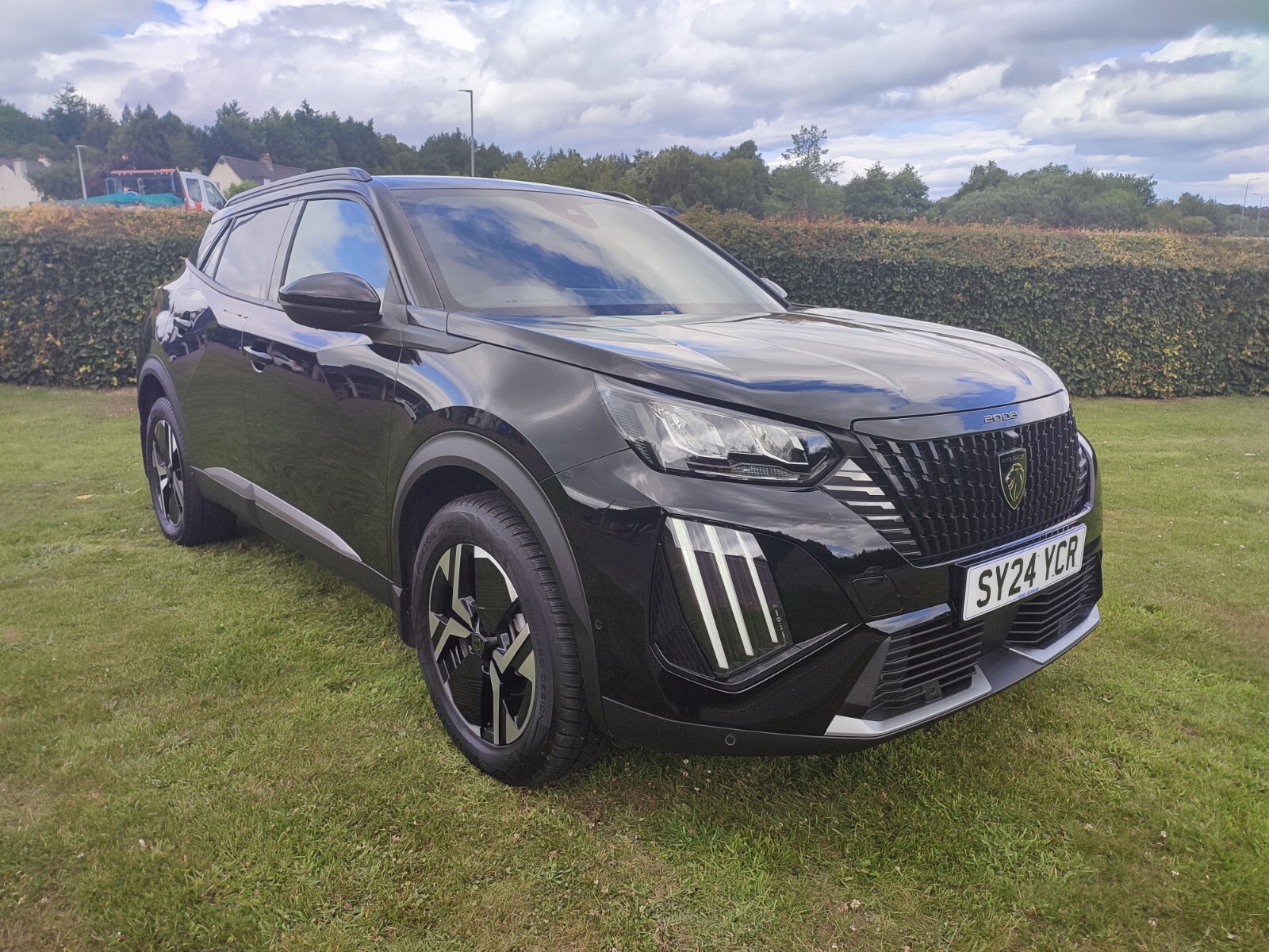 Main listing image - Peugeot 2008