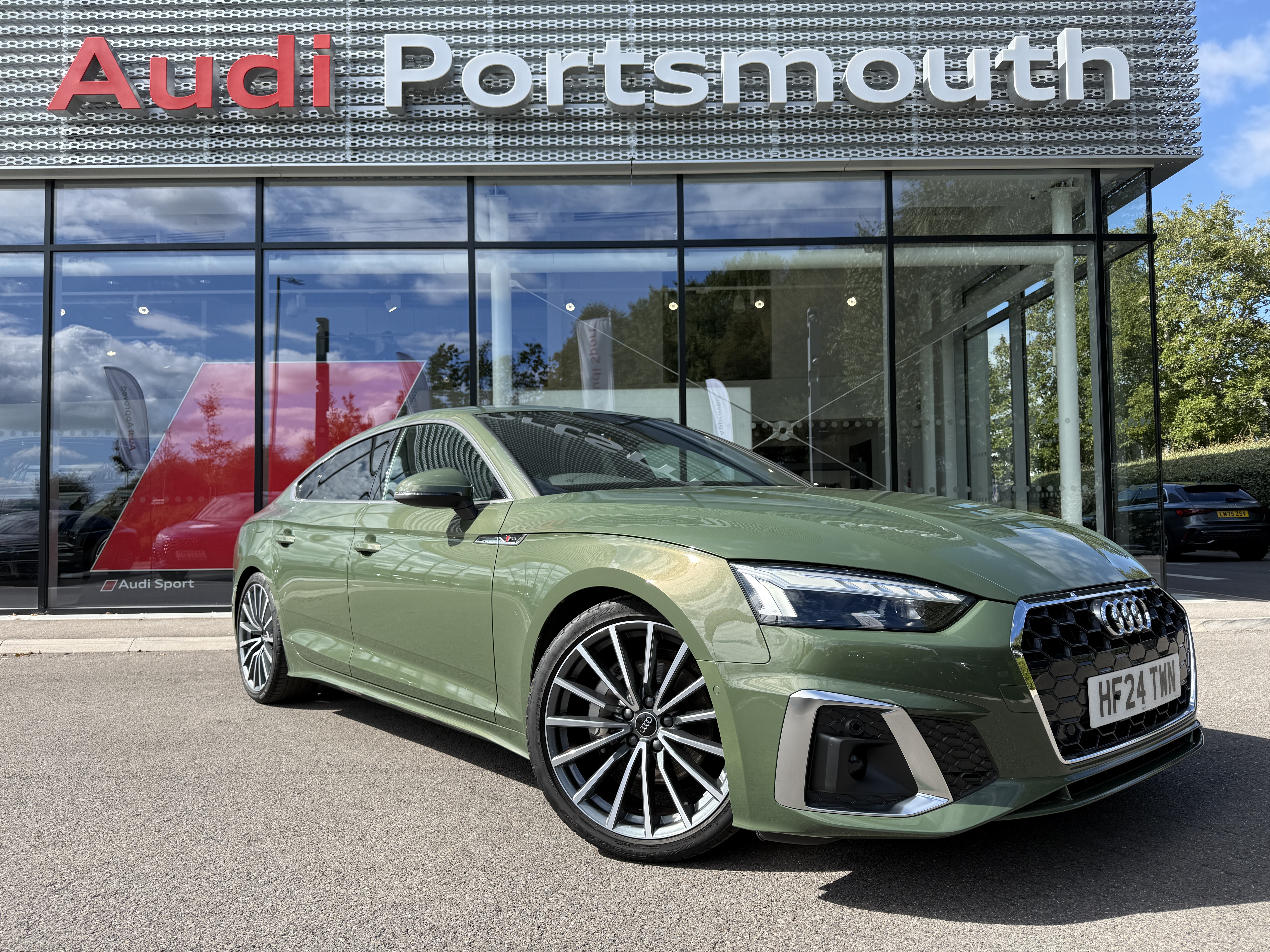 Main listing image - Audi A5